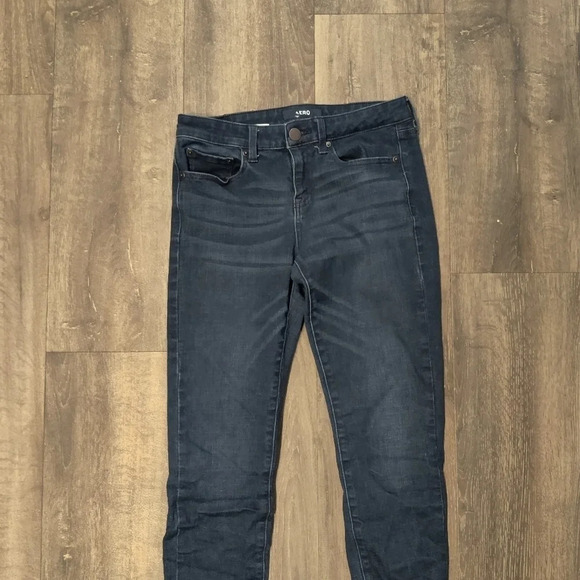 Aeropostale Low Rise Skinny Jean - Picture 2 of 4
